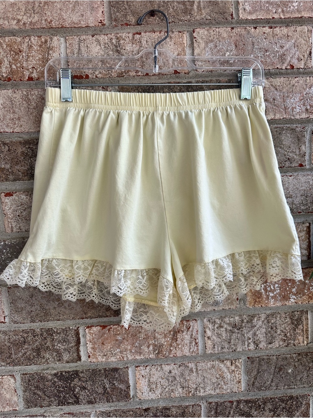 Feminine Butter Yellow Women's Lace-Trim Shorts